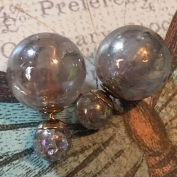 Double Sided earrings - Picture 3 of 3